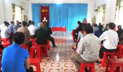 Toàn cảnh buổi sinh hoạt Chi bộ tổ dân phố số 6, thị trấn Thông Nông (Hà Quảng)