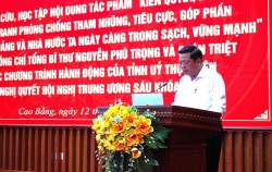 Đồng chí Bí thư Tỉnh ủy Trần Hồng Minh phát biểu chỉ đạo hội nghị