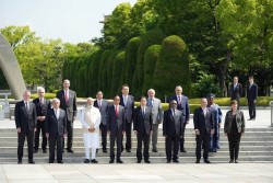 Thủ tướng Phạm Minh Chính cùng lãnh đạo các nước dự Hội nghị G7 tới thăm Công viên Tưởng niệm Hoà Bình tại Thành phố Hiroshima, Nhật Bản