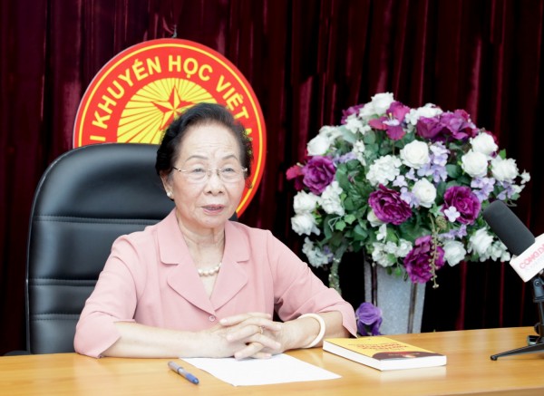 GS TS Nguyễn Thị Doan, Nguyên Uỷ viên Trung ương Đảng, nguyên Phó Chủ tịch nước, Chủ tịch Hội Khuyến học Việt Nam trả lời phỏng vấn Tạp chí Tuyên giáo