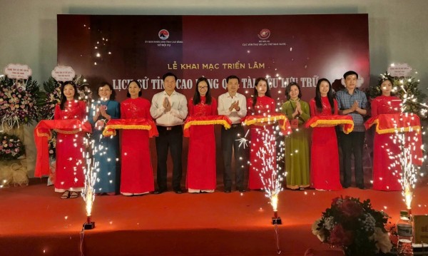 Khai mạc triển lãm "Lịch sử tỉnh Cao Bằng qua tài liệu lưu trữ"