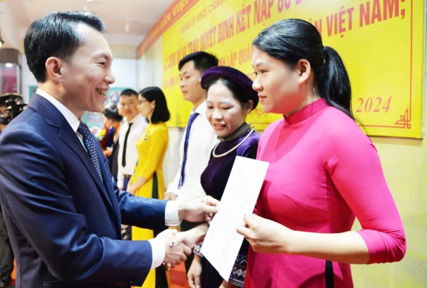 Để “hạt giống đỏ” nảy mầm tại “địa chỉ đỏ”