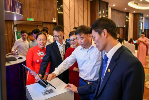 Phát động thi đua “Mỗi người có ít nhất 01 sáng kiến, giải pháp/năm”  Đột phá phát triển, sẵn sàng bước vào kỷ nguyên mới