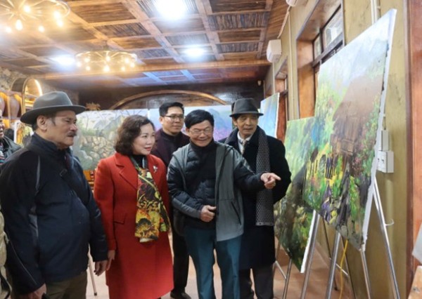 Bế mạc Trại sáng tác Văn học nghệ thuật, báo chí với chủ đề “Ánh sáng từ Pác Bó”