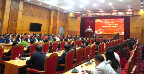 Bí thư Tỉnh ủy Phan Thăng An gặp mặt cán bộ, công chức, viên chức, người lao động các cơ quan tham mưu, giúp việc Tỉnh ủy, HĐND, Đoàn ĐBQH, UBND tỉnh