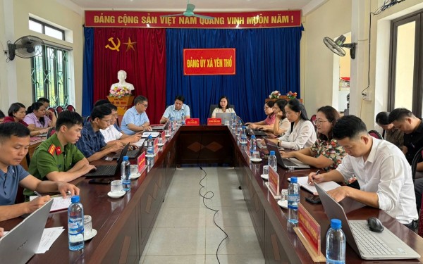 Phó Trưởng ban Thường trực Ban Tuyên giáo và Dân vận Tỉnh uỷ dự hội nghị trực tuyến toàn quốc nghiên cứu, học tập, quán triệt và triển khai thực hiện Nghị quyết Hội nghị Trung ương 3 khóa XIV tại điểm cầu xã Yên Thổ