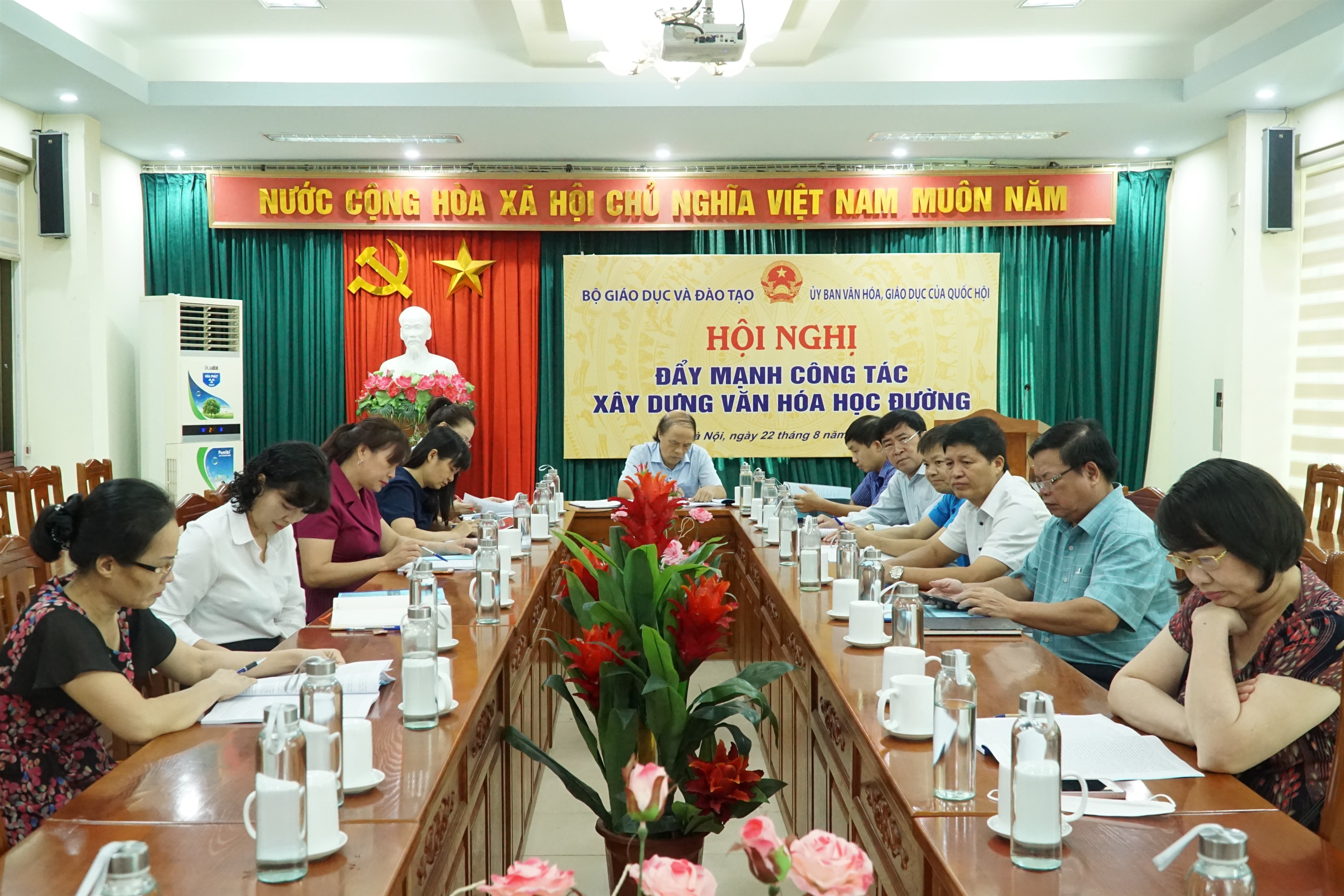 Các đại biểu dự hội nghị tại điểm cầu Cao Bằng.