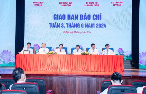 Báo chí thúc đẩy và góp phần tạo nên sự đồng tâm, đồng thuận xã hội và sức mạnh tổng hợp to lớn cho cách mạng