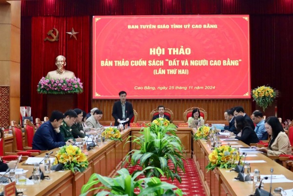 Hoi thao lan 2 Sach dat va nguoi 1