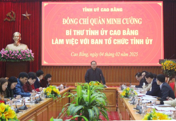 Bí thư Tỉnh ủy Quản Minh Cường làm việc với Ban Tổ chức Tỉnh ủy và Ủy ban Mặt trận Tổ quốc tỉnh