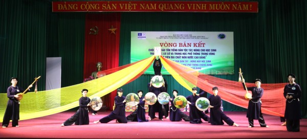 8 đội lọt vào chung kết Cuộc thi “Bảo tồn tiếng dân tộc Tày, Nùng cho học sinh THCS và THPT trong vùng Công viên địa chất Non nước Cao Bằng”