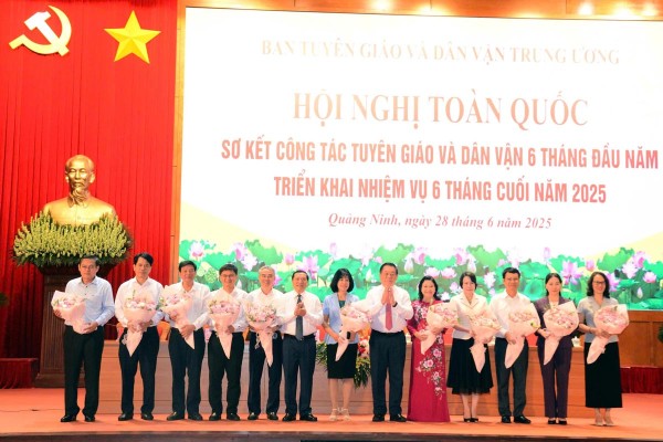 Ngành Tuyên giáo và Dân vận tiên phong đổi mới tư duy, nâng tầm nhận thức chiến lược và hành động thực tiễn để phát huy vai trò, sứ mệnh trong kỷ nguyên mới