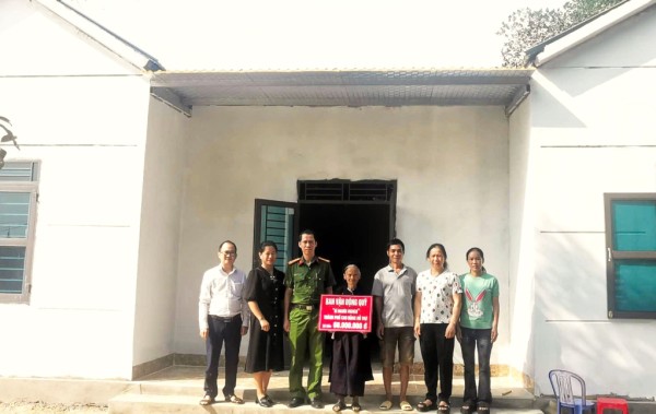 Hiệu quả từ phong trào thi đua “Chung tay xóa nhà tạm, nhà dột nát”