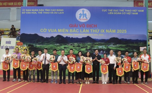 Gần 400 kỳ thủ tham gia Giải Vô địch Cờ vua miền Bắc lần thứ IX