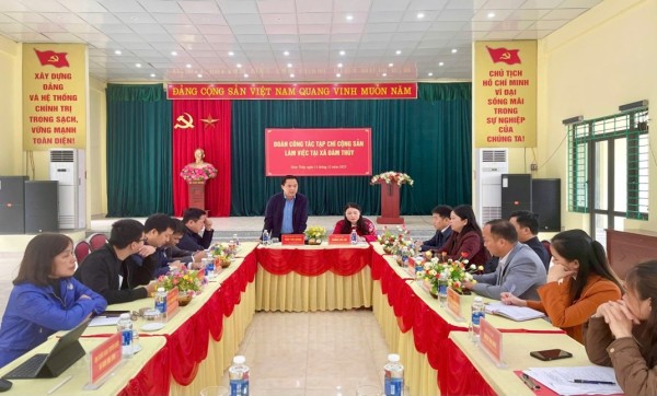 Đoàn công tác Tạp chí Cộng sản làm việc tại xã Đàm Thủy