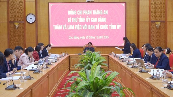 Bí thư Tỉnh ủy Phan Thăng An làm việc với Ban Tổ chức Tỉnh ủy