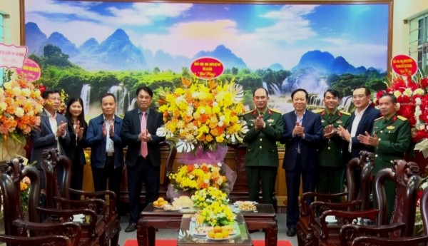 Bí thư Tỉnh ủy Phan Thăng An chúc mừng Bộ Chỉ huy Quân sự tỉnh nhân kỷ niệm 81 Ngày thành lập Quân đội nhân dân Việt Nam (22/12/1944 - 22/12/2025)
