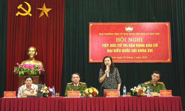 Các ứng cử viên đại biểu Quốc hội khóa XVI tiếp xúc cử tri vận động bầu cử tại xã Bảo Lâm và Quảng Lâm