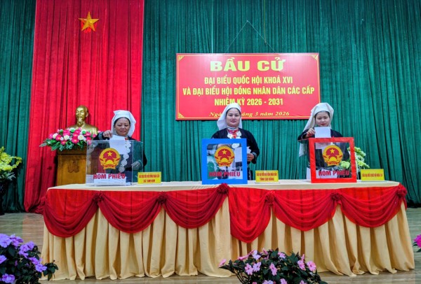 Bản Dao xã Tam Kim trong ngày hội bầu cử