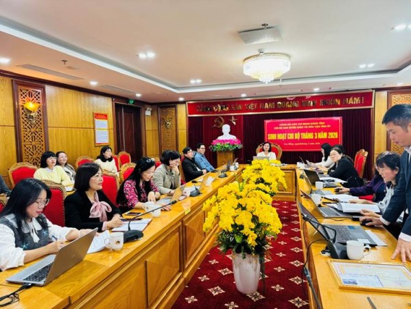 Chi bộ Ban Tuyên giáo và Dân vận Tỉnh ủy sinh hoạt thường kỳ tháng 3/2026