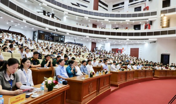 Hội nghị quán triệt, triển khai các văn bản của Ban Bí thư về công tác dân tộc, tôn giáo trong giai đoạn mới