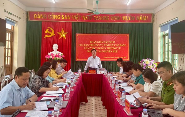 Đoàn giám sát số 03 của Tỉnh uỷ làm việc trực tiếp tại Đảng uỷ các xã: Quảng Uyên, Nguyễn Huệ, Phan Thanh