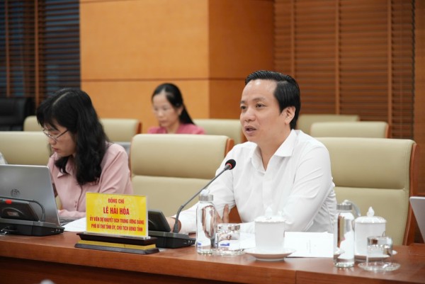 Chủ tịch UBND tỉnh trao đổi với các nhà nghiên cứu lịch sử về công tác bảo tồn, phát huy các giá trị di sản tỉnh liên quan đến Thục Phán - An Dương Vương