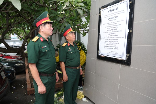 Lễ viếng Anh hùng Lực lượng vũ trang nhân dân La Văn Cầu