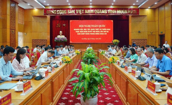 Hội nghị toàn quốc nghiên cứu, học tập, quán triệt và triển khai thực hiện Nghị quyết Hội nghị lần thứ ba Ban Chấp hành Trung ương Đảng khóa XIV