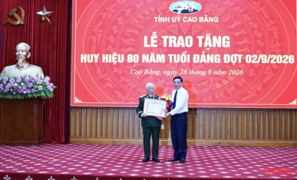 Đại tướng Phan Văn Giang dự Lễ trao tặng Huy hiệu 80 năm tuổi Đảng đợt 02/9/2026 tại Cao Bằng