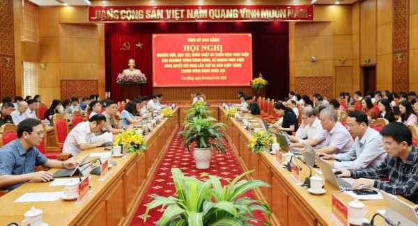 Hội nghị nghiên cứu, học tập, quán triệt, tuyên truyền và triển khai thực hiện các chương trình hành động, kế hoạch thực hiện Nghị quyết Hội nghị lần thứ ba Ban Chấp hành Trung ương Đảng khoá XIV