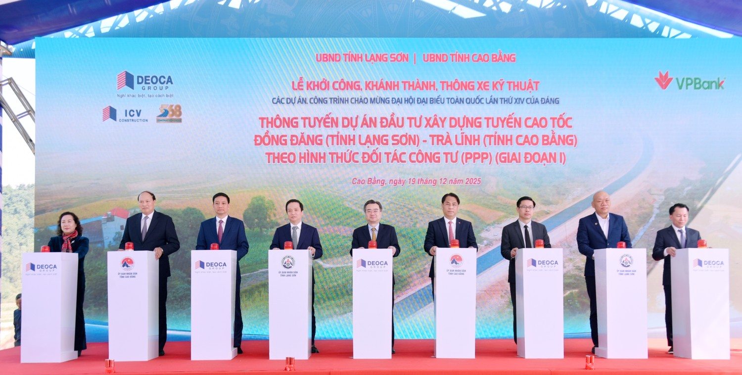 d708fdf5ea44e8ea9112fe39ea50d784